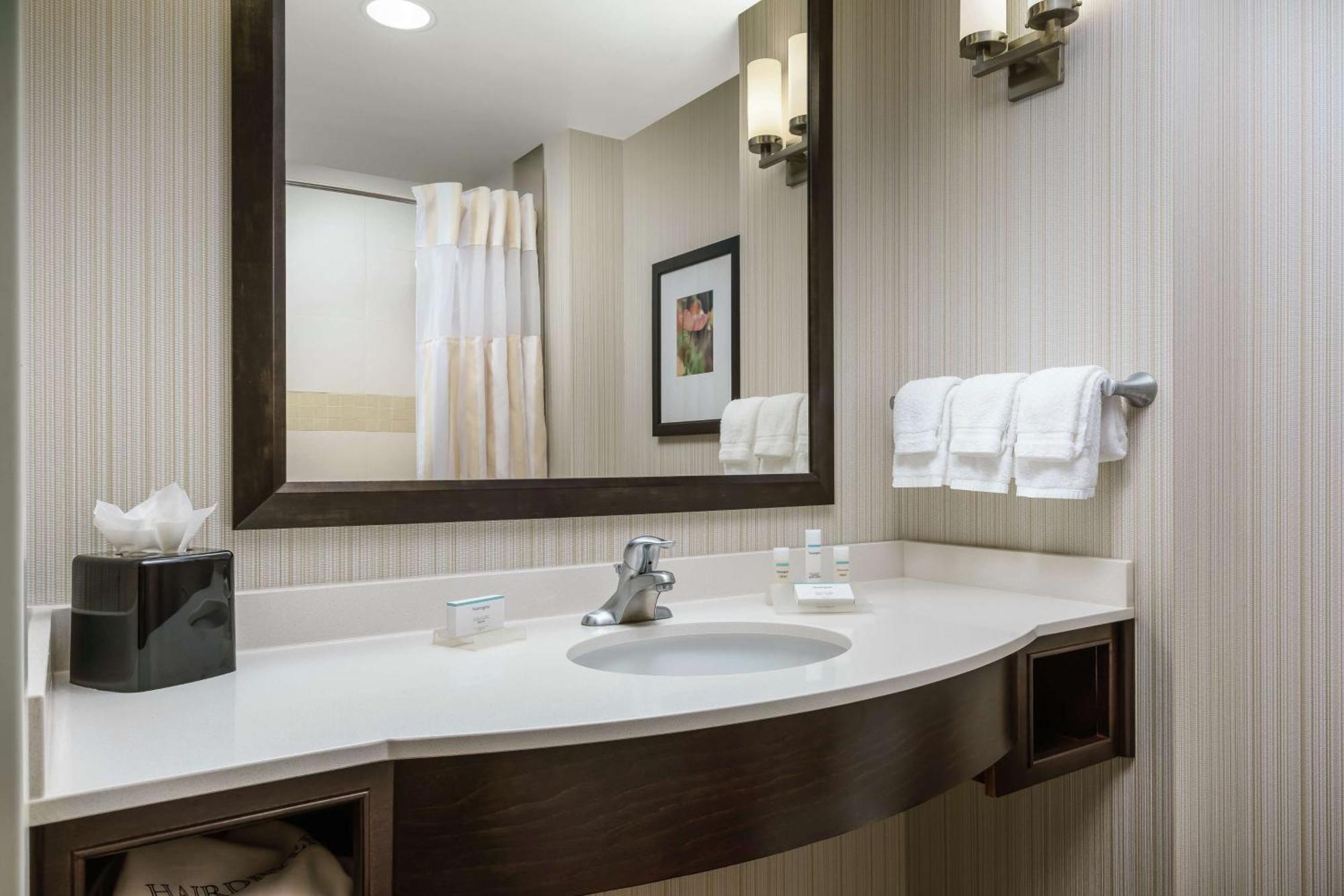 Hilton Garden Inn Exton-West Chester Exteriör bild