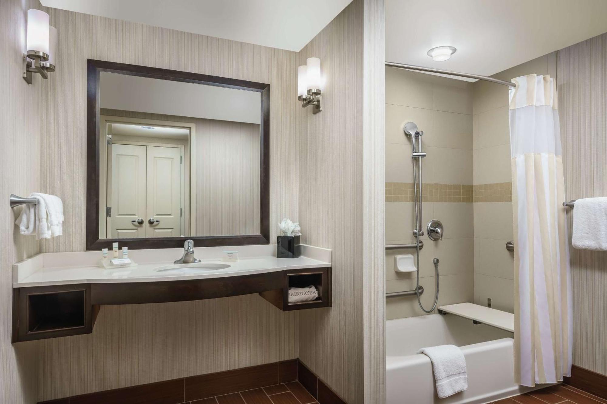 Hilton Garden Inn Exton-West Chester Exteriör bild